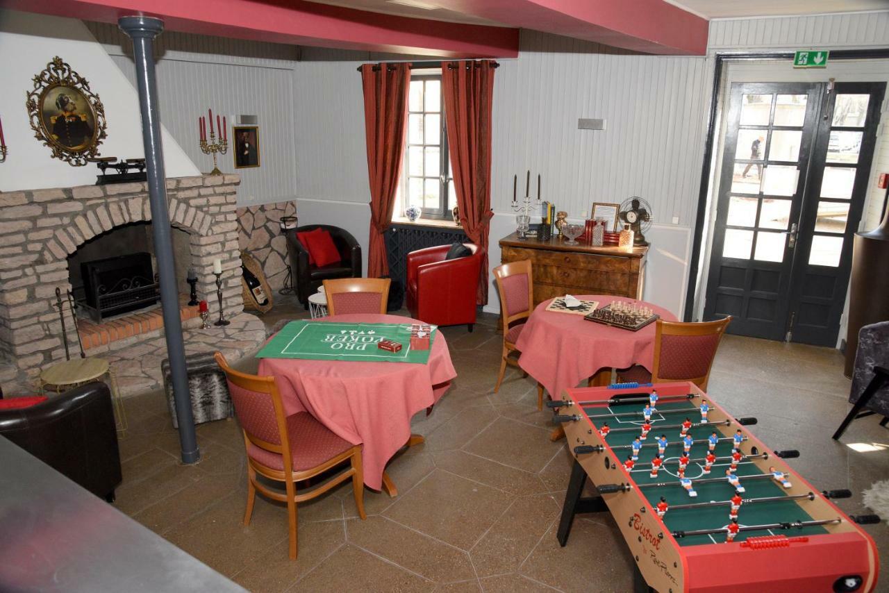 Hotel Le Baron Crémieu المظهر الخارجي الصورة