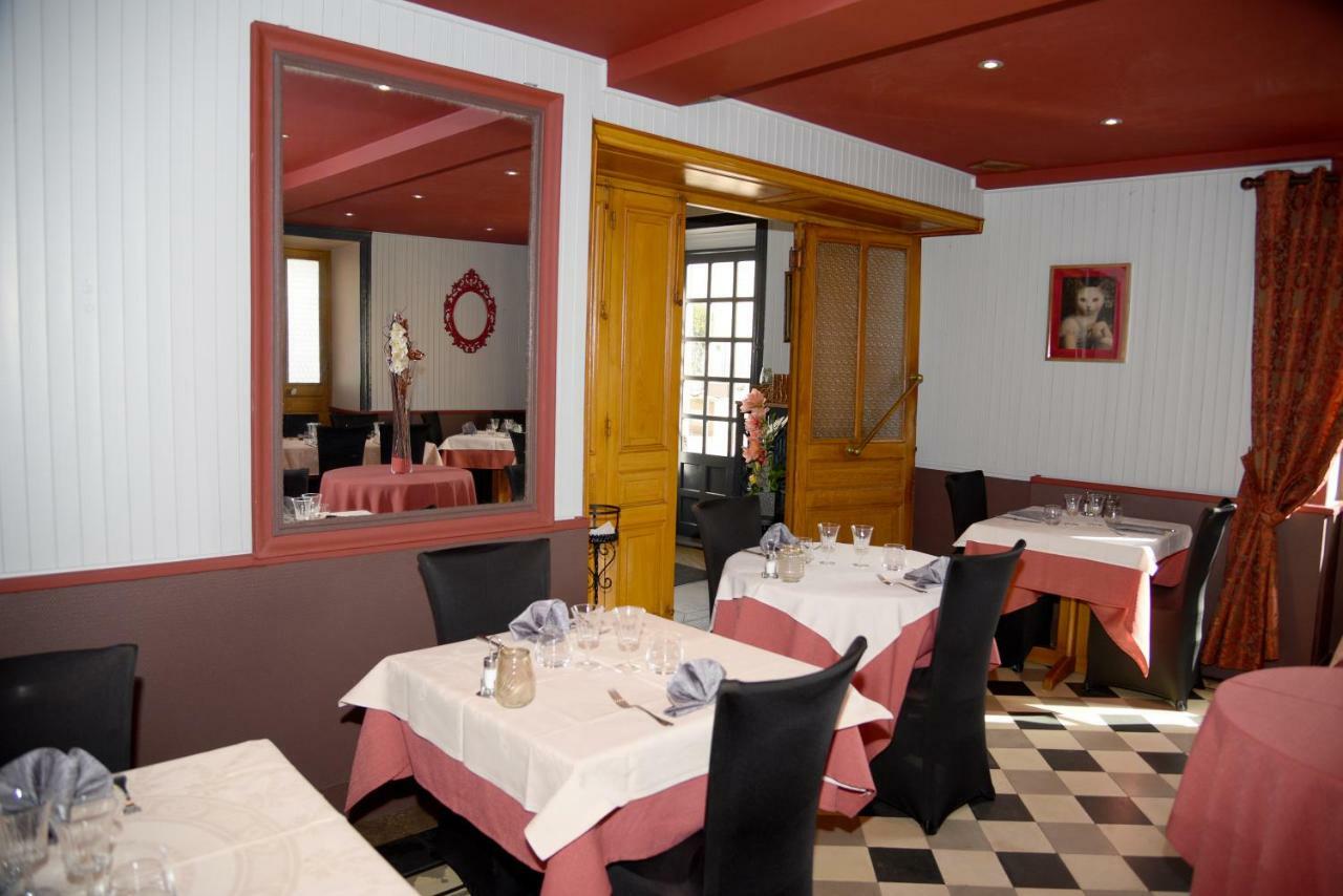 Hotel Le Baron Crémieu المظهر الخارجي الصورة