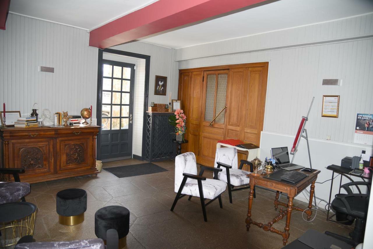 Hotel Le Baron Crémieu المظهر الخارجي الصورة